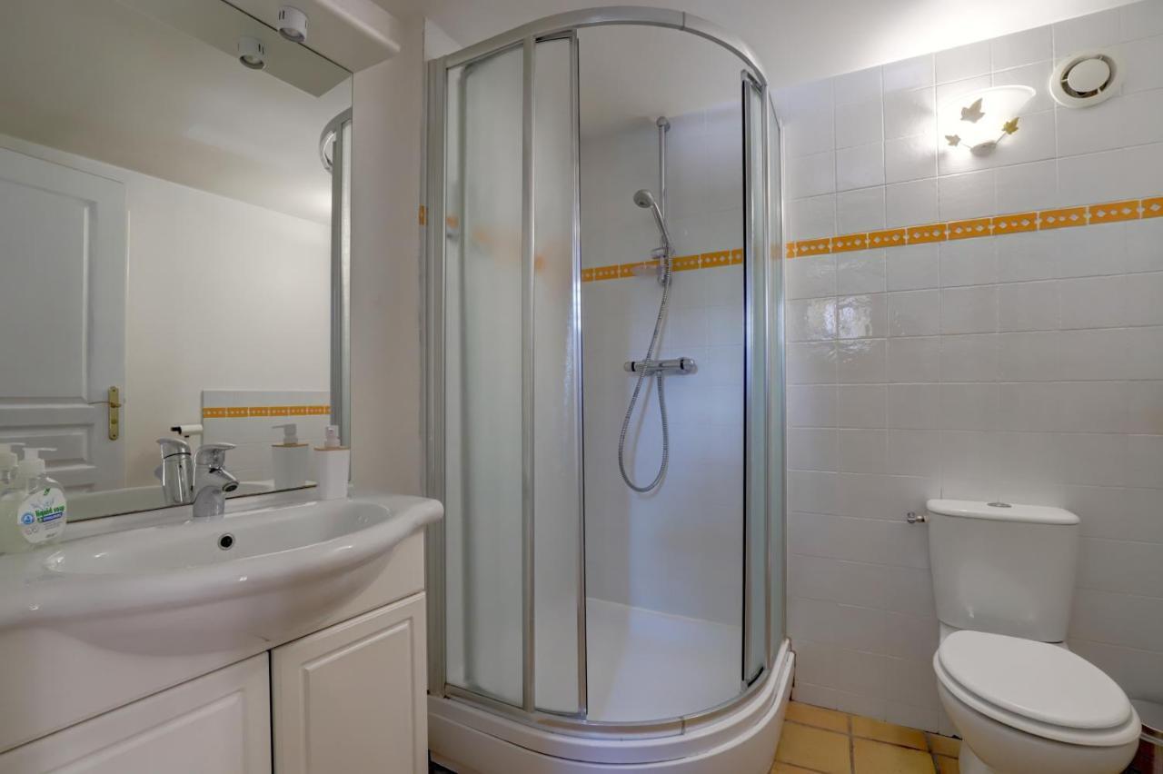 Gite La Grappe Occitane - 14 Personnes - Piscine Privee Ambres Bagian luar foto