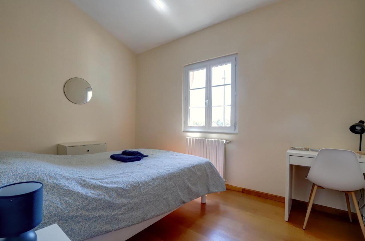 Gite La Grappe Occitane - 14 Personnes - Piscine Privee Ambres Bagian luar foto